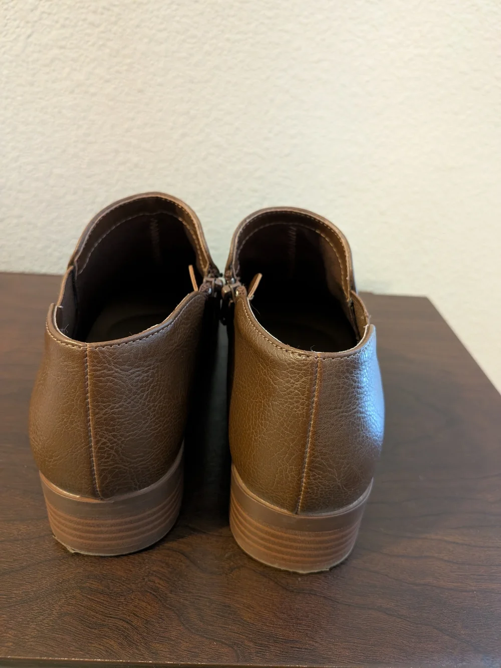 Kensie Women's Brown Slip-On Ankle Boots Size 8 - Picture 4 of 7
